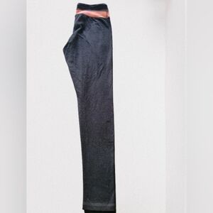 Triple Flip Charcoal Leggings